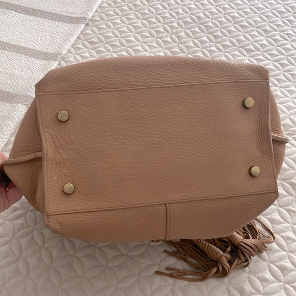 Y2k Etienne Aigner leather camel tote shoulder bag 17”up width x10”inches tall - Picture 8 of 15